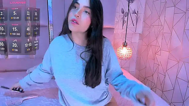 HannaCollins  online show from 12/14/25, 01:17