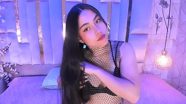 HannaCollins  online show from 12/20/25, 12:52