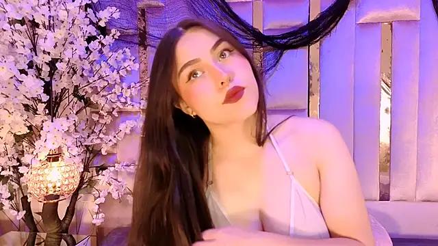 HannaCollins  online show from 11/13/25, 12:53