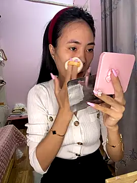 Dau-Tayy online show from 11/05/25, 06:49