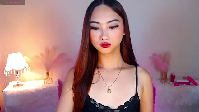 Kiah Wyatt online show from 11/14/25, 06:17