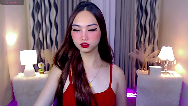 Kiah Wyatt online show from 10/31/25, 06:54