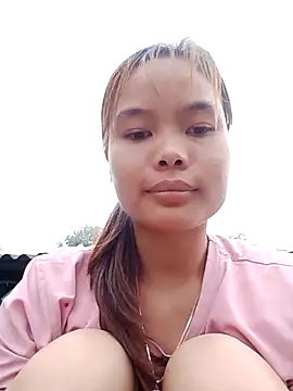 CloudyChu online show from 11/10/25, 03:44