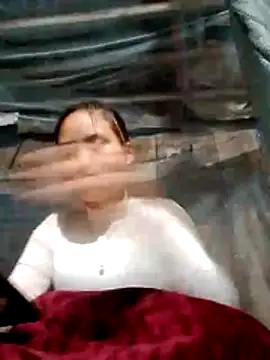 CloudyChu online show from 11/12/25, 02:04