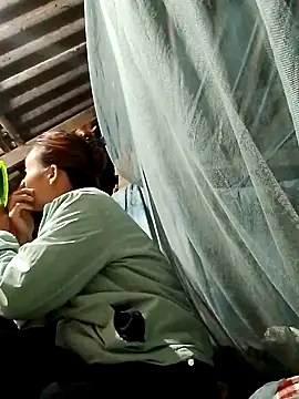 CloudyChu online show from 11/03/25, 05:56