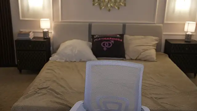 Selena Glow online show from 12/02/25, 11:28