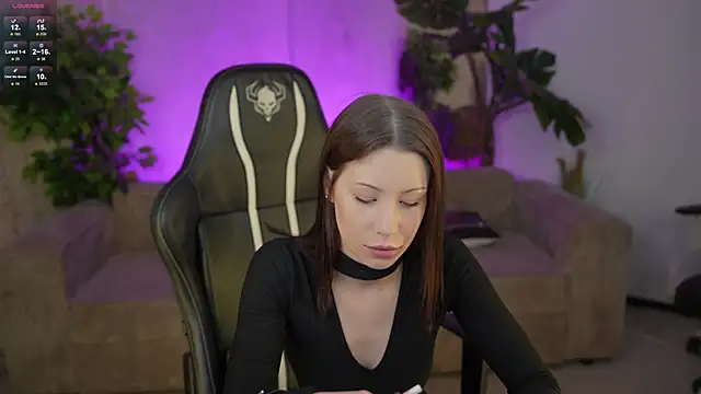 Selena Glow online show from 10/15/25, 06:27