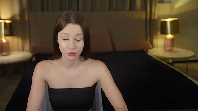 Selena Glow online show from 09/14/25, 06:30