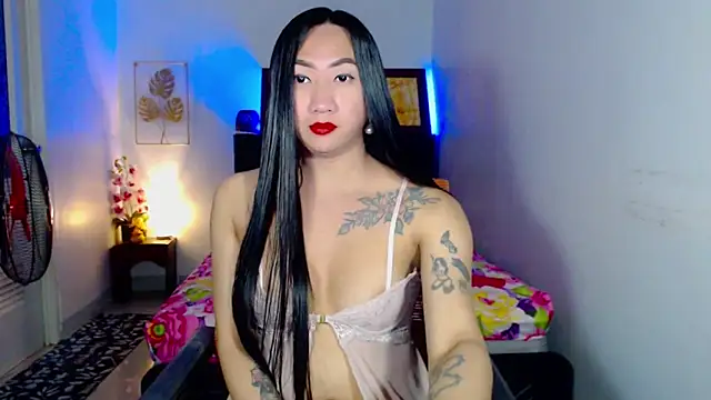LovelyQueen69 online show from 02/06/26, 05:42