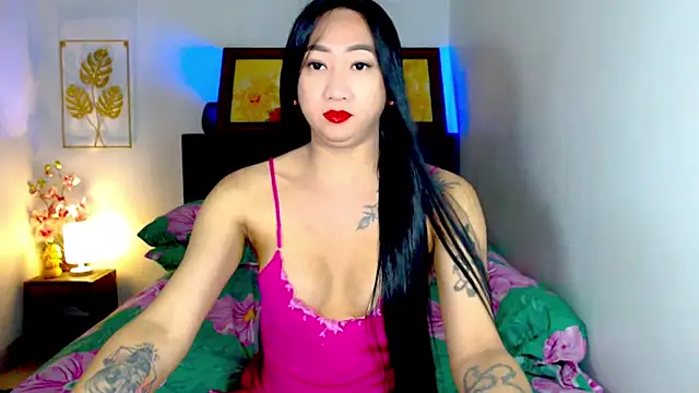 Snapshot of LovelyQueen69 chatting on 07/02/26, 01:17 LovelyQueen69 online show from 07/02/26, 01:17
