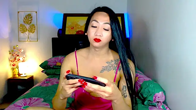 Snapshot of LovelyQueen69 chatting on 07/02/26, 03:23 LovelyQueen69 online show from 07/02/26, 03:23
