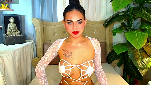 Snapshot of MochaliciousTransOnTop chatting on 09/27/25, 01:45 MochaliciousTransOnTop online show from 09/27/25, 01:45