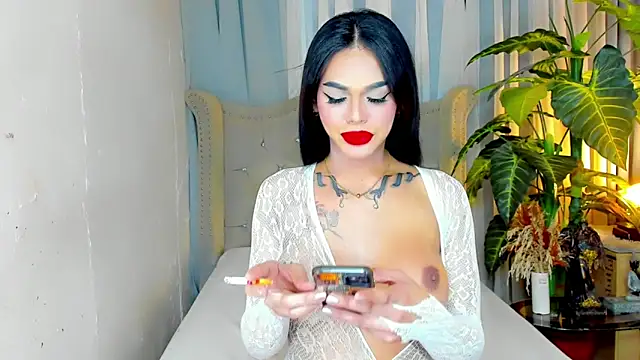 MochaliciousTransOnTop online show from 02/10/26, 02:10