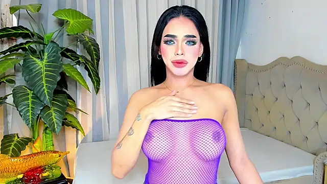 MochaliciousTransOnTop online show from 01/16/26, 04:38