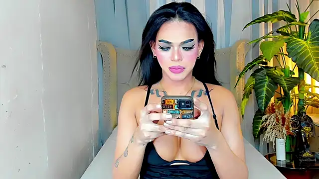 MochaliciousTransOnTop online show from 02/11/26, 03:28