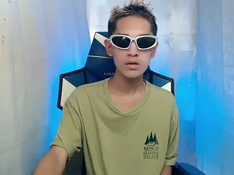 riks tyler online show from 12/20/25, 01:52