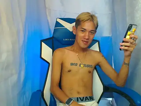 riks tyler online show from 11/11/25, 05:35