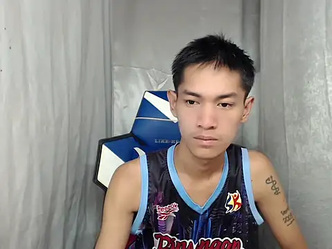 Snapshot of riks_tyler chatting on 06/09/26, 02:51 riks tyler online show from 06/09/26, 02:51