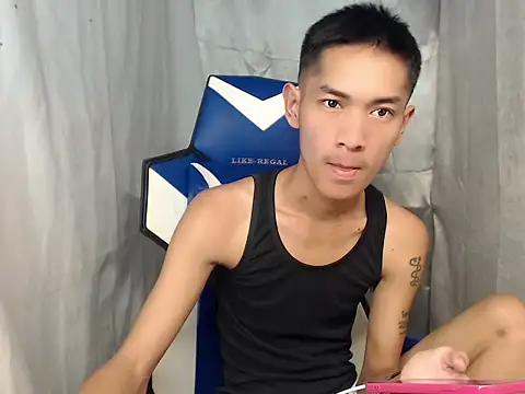 riks tyler online show from 04/08/26, 07:37