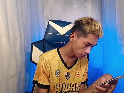 riks tyler online show from 12/18/25, 07:40