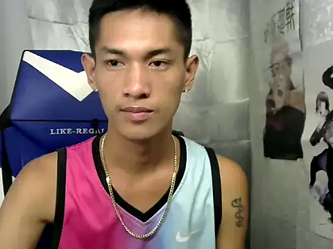 riks tyler online show from 09/15/25, 01:44