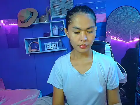 urgirljane online show from 06/21/26, 02:50