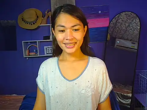 urgirljane online show from 06/14/26, 01:24