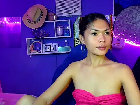 urgirljane online show from 06/26/26, 07:09