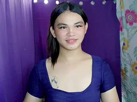 Snapshot of urgirljane chatting on 05/08/26, 06:50 urgirljane online show from 05/08/26, 06:50