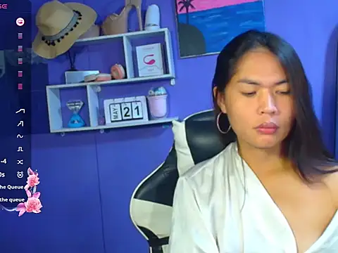 Snapshot of urgirljane chatting on 05/21/26, 06:00 urgirljane online show from 05/21/26, 06:00