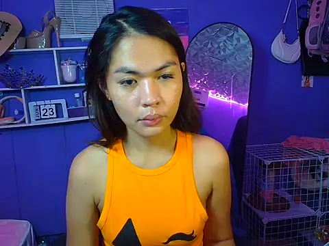 urgirljane online show from 06/24/26, 01:37