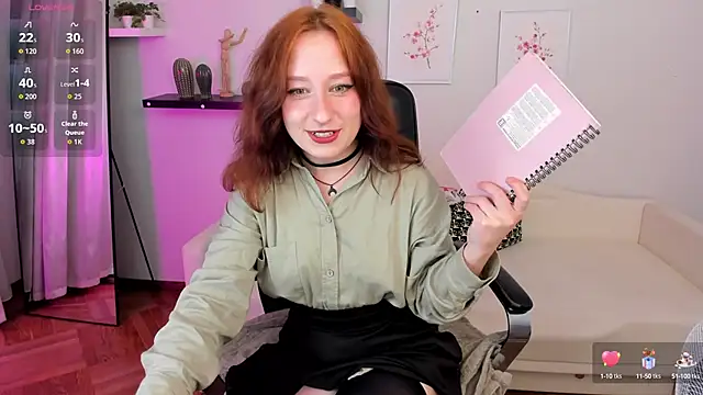 Snapshot of Violet_Griffen chatting on 09/23/25, 03:30 Violet Griffen online show from 09/23/25, 03:30
