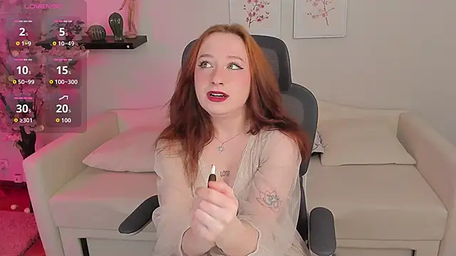 Snapshot of Violet_Griffen chatting on 02/27/26, 03:56 Violet Griffen online show from 02/27/26, 03:56