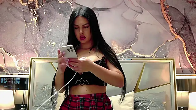 KenyaCruz online show from 04/01/26, 07:55