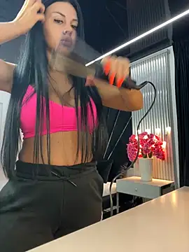 KenyaCruz online show from 02/03/26, 07:30