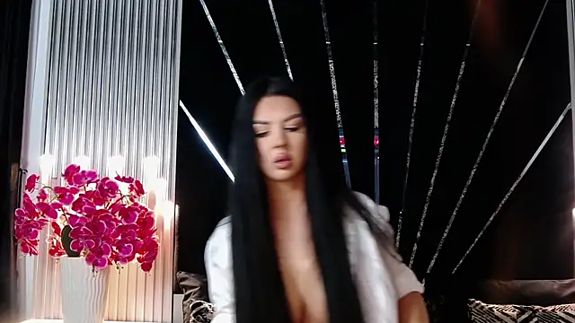 KenyaCruz online show from 02/15/26, 07:13