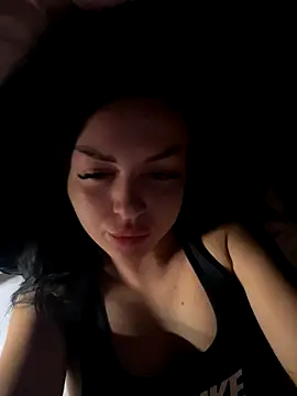 KenyaCruz online show from 10/05/25, 08:21