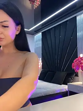 KenyaCruz online show from 10/21/25, 05:12