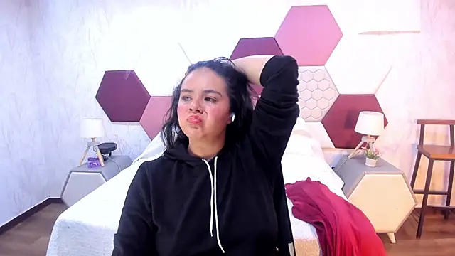 ArielleWilde online show from 11/17/25, 04:16