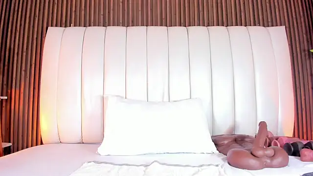 SandraMilerr online show from 03/05/26, 04:31