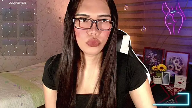 TssluttyNikka online show from 02/23/26, 03:23