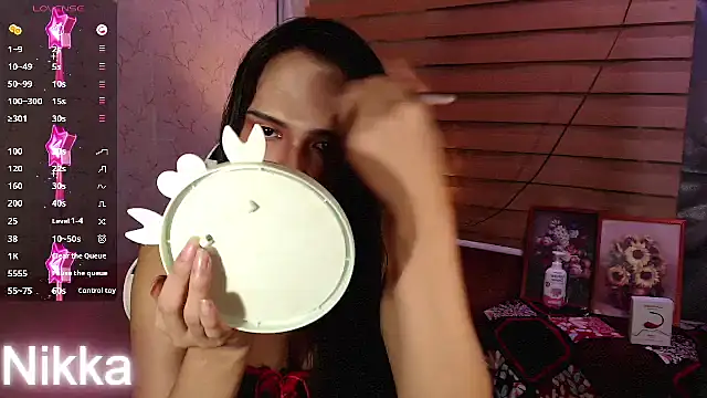 TssluttyNikka online show from 11/06/25, 11:25