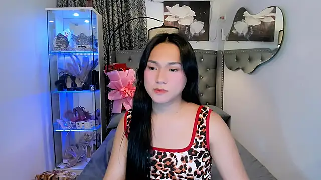 bigcockvenice online show from 11/21/25, 02:16