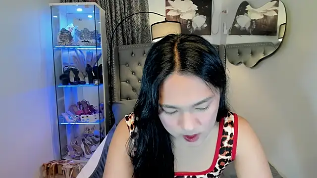 bigcockvenice online show from 11/15/25, 08:51