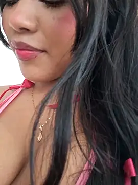 Snapshot of Michell_em chatting on 02/25/26, 06:08 Michell em online show from 02/25/26, 06:08