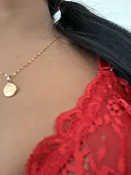 Snapshot of Michell_em chatting on 02/11/26, 06:52 Michell em online show from 02/11/26, 06:52