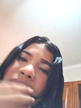 Snapshot of Michell_em chatting on 02/24/26, 06:53 Michell em online show from 02/24/26, 06:53