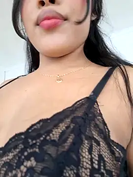 Snapshot of Michell_em chatting on 02/27/26, 06:52 Michell em online show from 02/27/26, 06:52