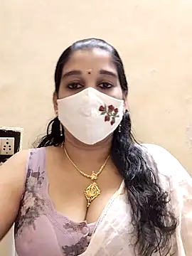 amelia-rani online show from 10/31/25, 04:31