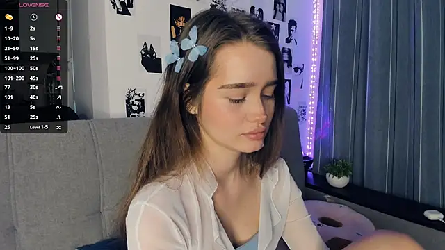 lovelyalivia online show from 11/10/25, 09:14